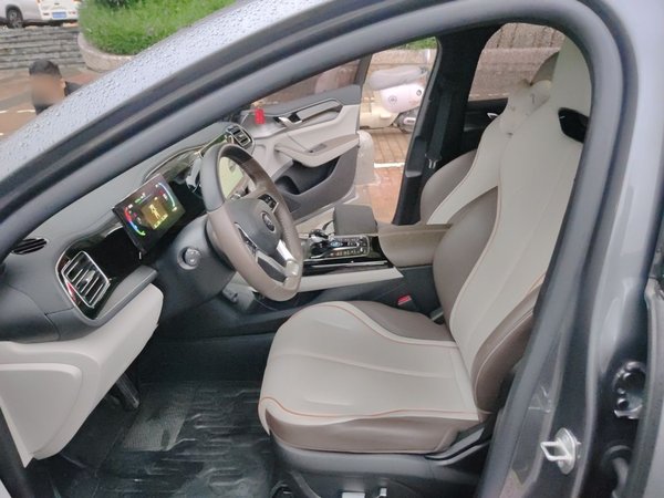 BYD Qin PLUS 2023, 16100 км, за 9434 USD - фото 12