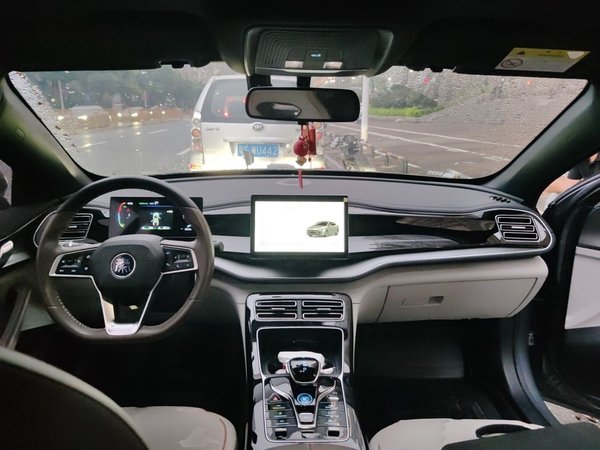 BYD Qin PLUS 2023, 16100 км, за 9434 USD - фото 6