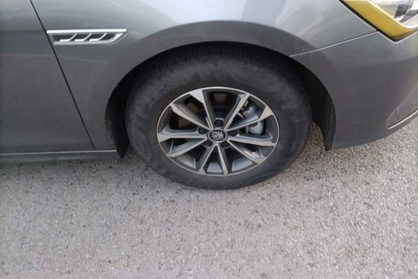 BYD Qin PLUS 2023, 23200 км, за 8033 USD - фото 7