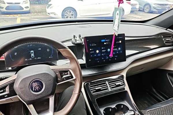 BYD Qin PLUS 2023, 26700 км, за 9541 USD - фото 12