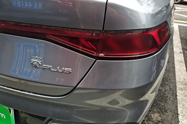 BYD Qin PLUS 2023, 26700 км, за 9541 USD - фото 9