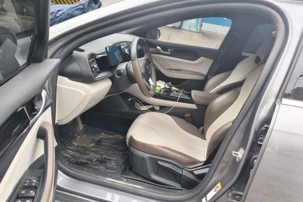 BYD Qin PLUS 2023, 34100 км, за 8749 USD - фото 13
