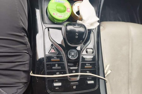 BYD Qin PLUS 2023, 34100 км, за 8749 USD - фото 11