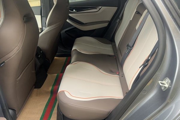 BYD Qin PLUS 2023, 8600 км, за 8915 USD - фото 19