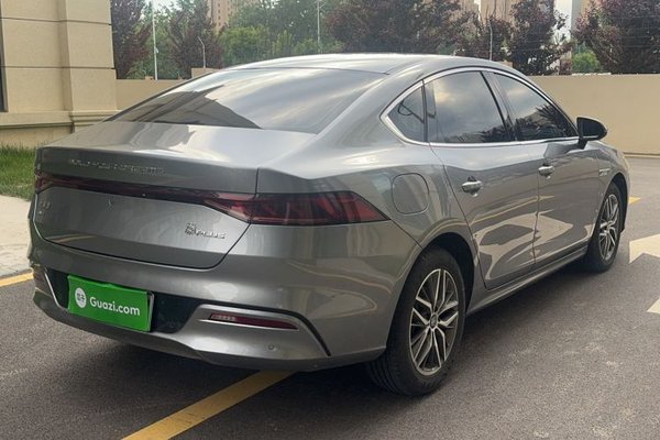 BYD Qin PLUS 2023, 8600 км, за 8915 USD
