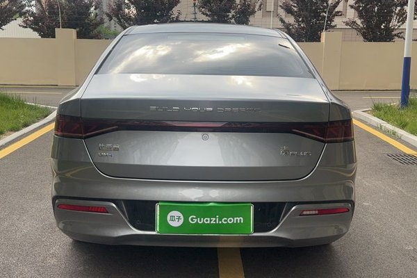 BYD Qin PLUS 2023, 8600 км, за 8915 USD