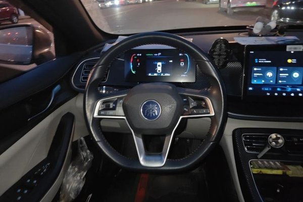 BYD Qin PLUS 2023, 137800 км, за 7129 USD - фото 11