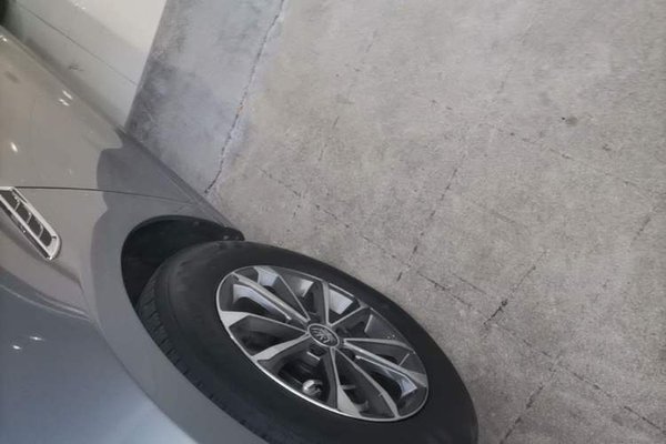 BYD Qin PLUS 2023, 27599 км, за 9717 USD - фото 10