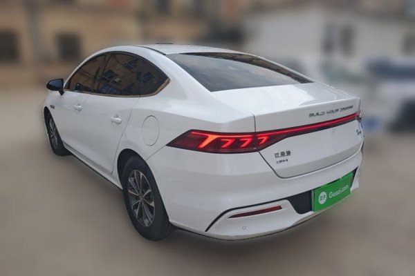 BYD Qin PLUS 2023, 14000 км, за 8483 USD