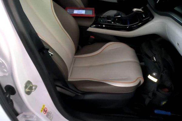 BYD Qin PLUS 2023, 23800 км, за 8504 USD - фото 19