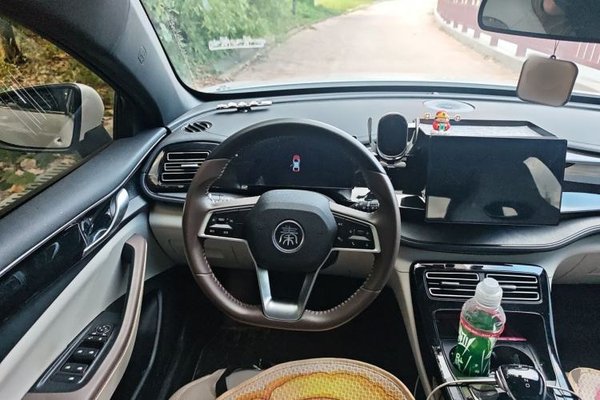 BYD Qin PLUS 2023, 32100 км, за 9026 USD - фото 9