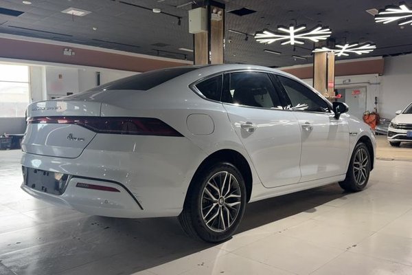 BYD Qin PLUS 2023, 36400 км, за 10254 USD - фото 11