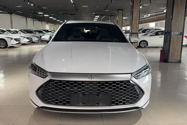 BYD Qin PLUS 2023, 36400 км, за 10254 USD
