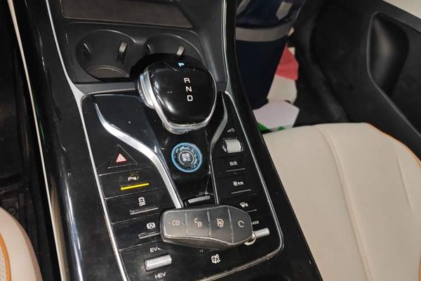 BYD Qin PLUS 2023, 36400 км, за 10254 USD - фото 18