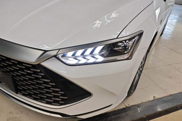 BYD Qin PLUS 2023, 36400 км, за 10254 USD - фото 6