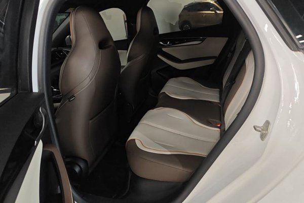 BYD Qin PLUS 2023, 36400 км, за 10254 USD - фото 22