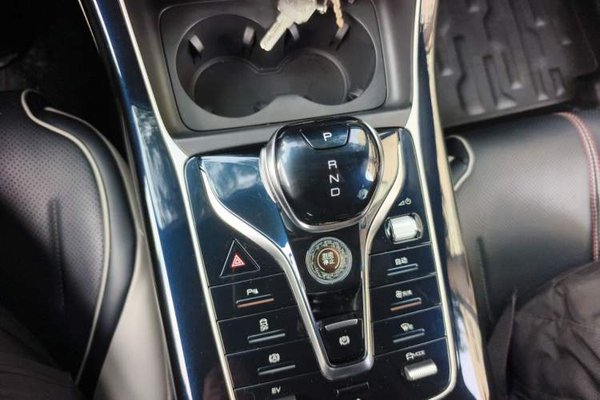 BYD Qin PLUS 2023, 44700 км, за 8988 USD - фото 15