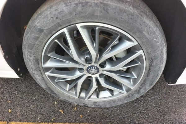 BYD Qin PLUS 2023, 44700 км, за 8988 USD - фото 8