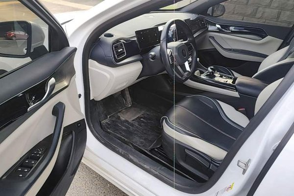 BYD Qin PLUS 2023, 54200 км, за 9704 USD - фото 18