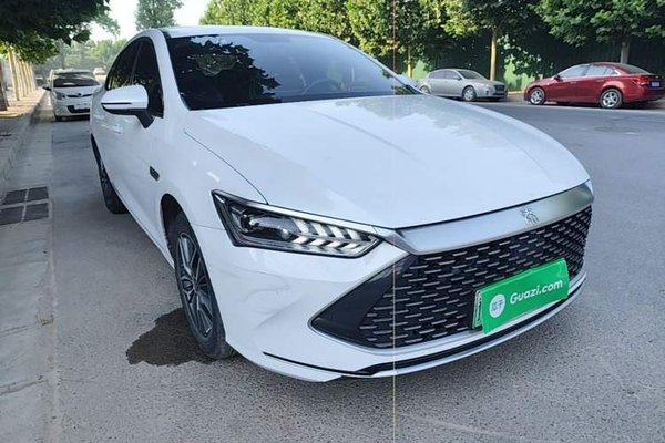 BYD Qin PLUS 2023, 54200 км, за 9704 USD