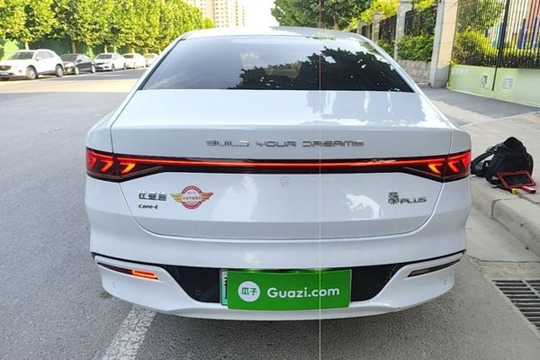 BYD Qin PLUS 2023, 54200 км, за 9704 USD