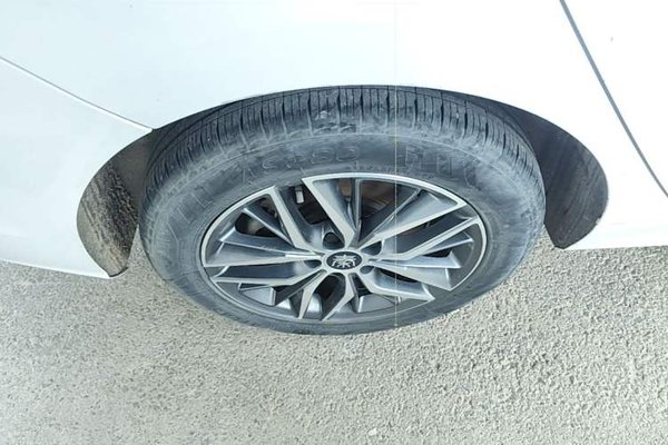 BYD Qin PLUS 2023, 54200 км, за 9704 USD - фото 11