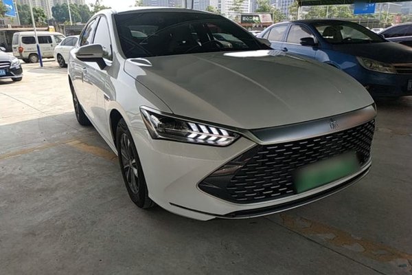 BYD Qin PLUS 2023, 66400 км, за 10807 USD