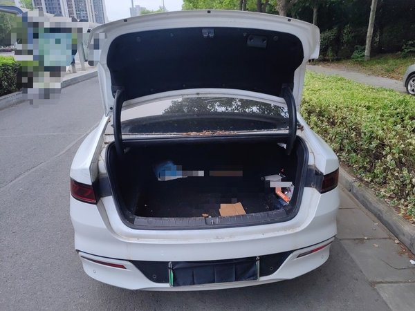 BYD Qin PLUS 2023, 73700 км, за 8311 USD - фото 20