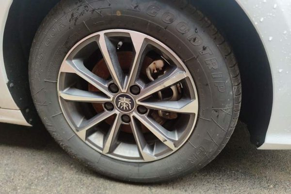 BYD Qin PLUS 2023, 91900 км, за 8879 USD - фото 8