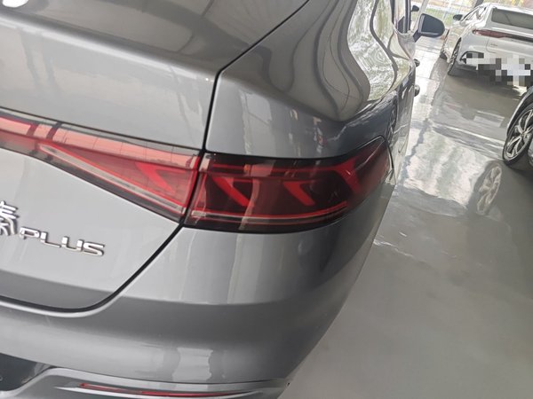 BYD Qin PLUS 2024, 41800 км, за 13575 USD