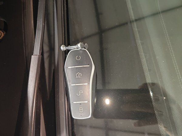 BYD Qin PLUS 2024, 41800 км, за 13575 USD - фото 12