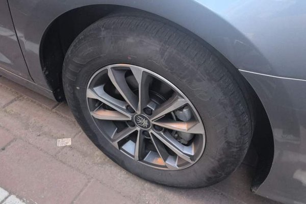 BYD Qin PLUS 2024, 15600 км, за 9423 USD