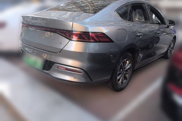 BYD Qin PLUS 2024, 15600 км, за 9423 USD