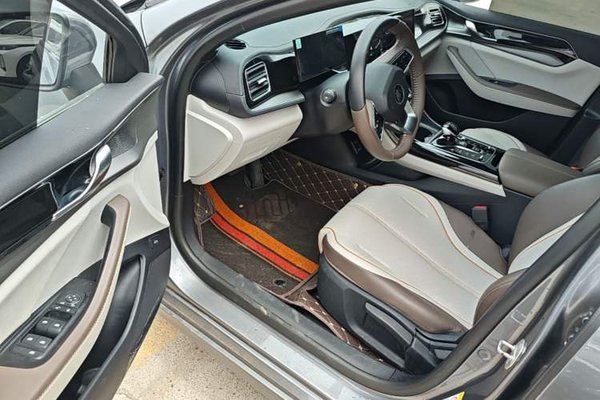 BYD Qin PLUS 2024, 28700 км, за 10629 USD - фото 23