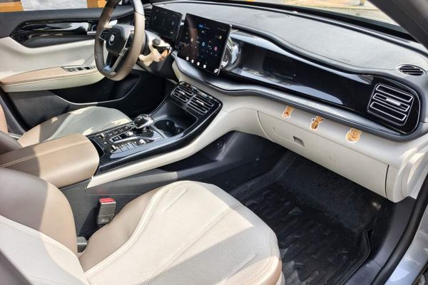 BYD Qin PLUS 2024, 46400 км, за 9159 USD - фото 26
