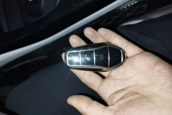 BYD Qin PLUS 2024, 21300 км, за 9363 USD - фото 20