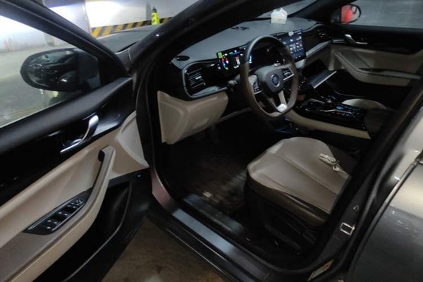 BYD Qin PLUS 2024, 8200 км, за 8143 USD - фото 17