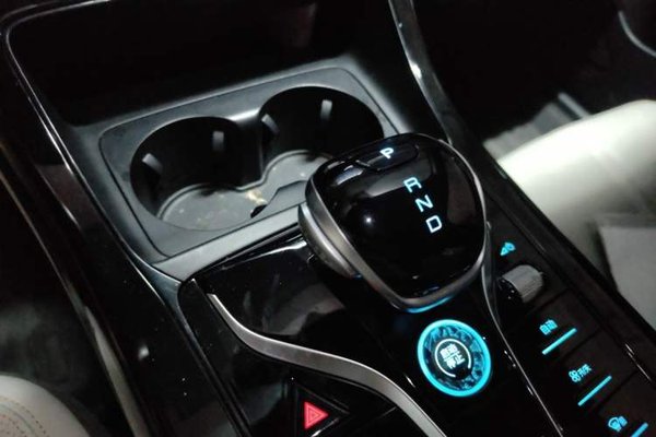 BYD Qin PLUS 2024, 8200 км, за 8143 USD - фото 15