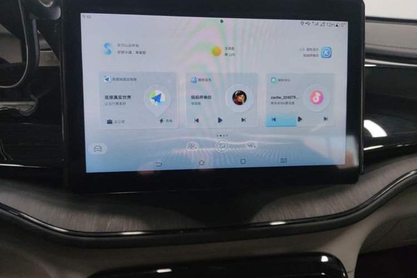 BYD Qin PLUS 2024, 34100 км, за 9928 USD - фото 15