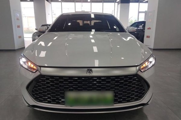BYD Qin PLUS 2024, 34100 км, за 9928 USD