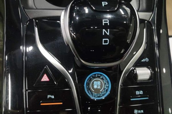 BYD Qin PLUS 2024, 34100 км, за 9928 USD - фото 16