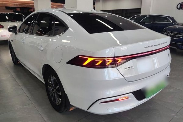 BYD Qin PLUS 2024, 34100 км, за 9928 USD