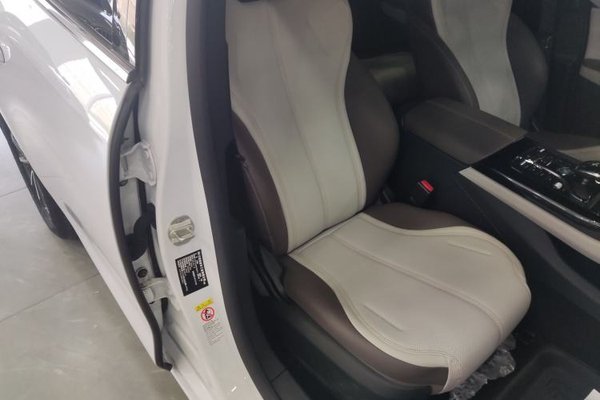 BYD Qin PLUS 2024, 34100 км, за 9928 USD - фото 19