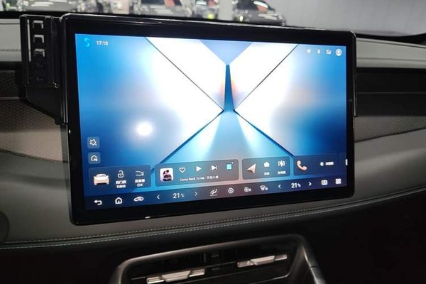 BYD Qin PLUS 2025, 12600 км, за 14170 USD - фото 15