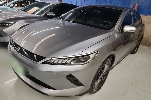 BYD Qin PLUS · 2025 год