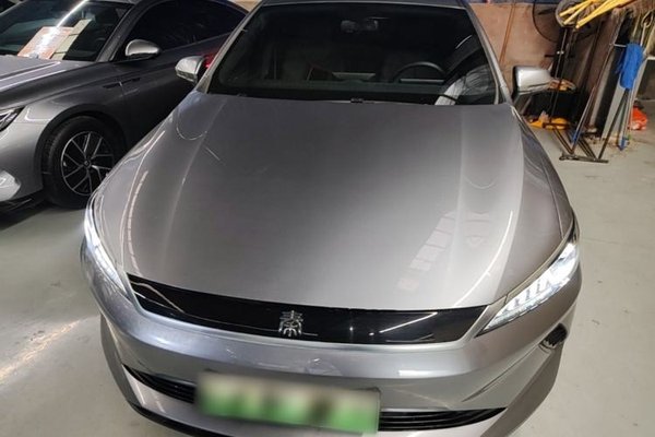 BYD Qin PLUS 2025, 29500 км, за 14039 USD
