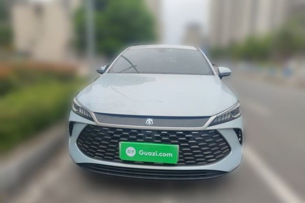 BYD Qin PLUS 2025, 20800 км, за 9116 USD