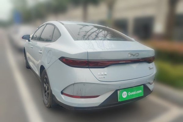 BYD Qin PLUS 2025, 20800 км, за 9116 USD