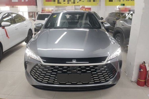 BYD Qin PLUS 2025, 100 км, за 12234 USD