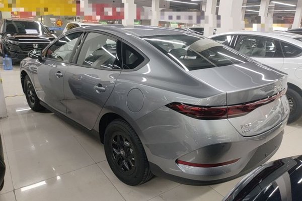 BYD Qin PLUS 2025, 100 км, за 12234 USD